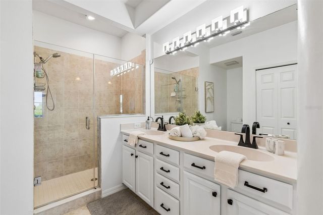 4326 SPINNAKER COVE LANE, Tampa, FL 33615