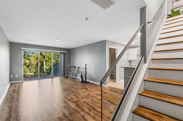 4326 SPINNAKER COVE LANE, Tampa, FL 33615