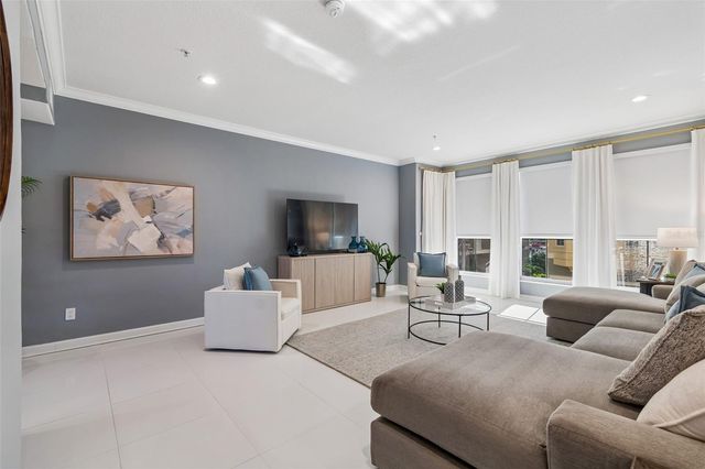 4326 SPINNAKER COVE LANE, Tampa, FL 33615