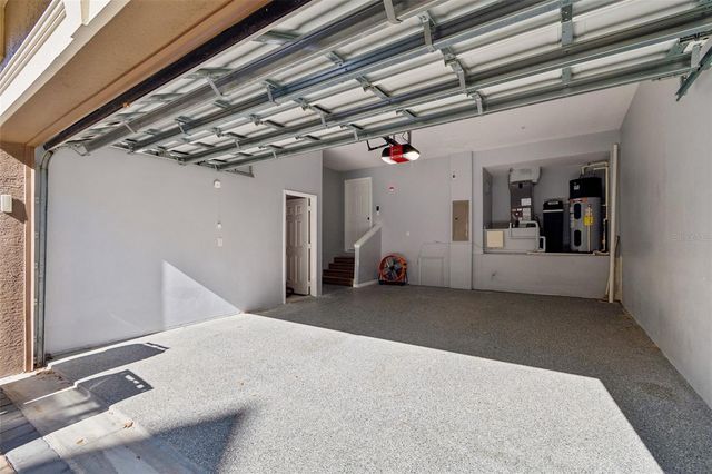 4326 SPINNAKER COVE LANE, Tampa, FL 33615