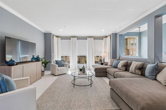 4326 SPINNAKER COVE LANE, Tampa, FL 33615