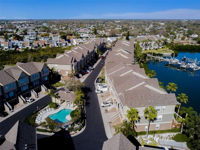 4326 SPINNAKER COVE LANE, Tampa, FL 33615