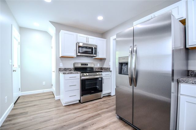 4227 Oakridge Drive, Dayton, OH 45417