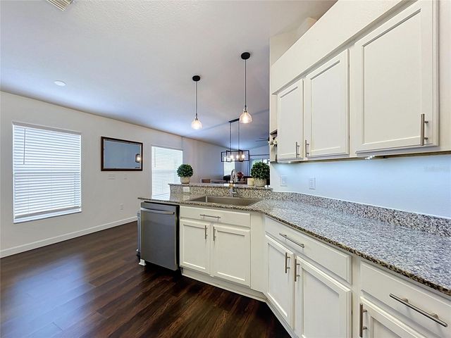 7710 CARRIAGE POINTE DRIVE, Gibsonton, FL 33534