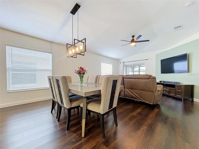 7710 CARRIAGE POINTE DRIVE, Gibsonton, FL 33534