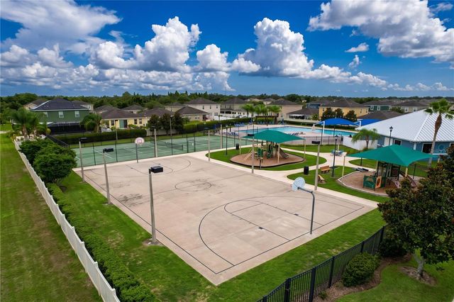 7710 CARRIAGE POINTE DRIVE, Gibsonton, FL 33534