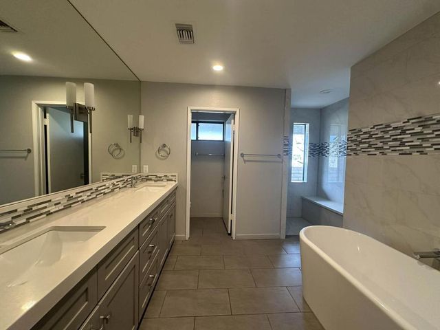4 Saturn Circle, Rancho Mirage, CA 92270