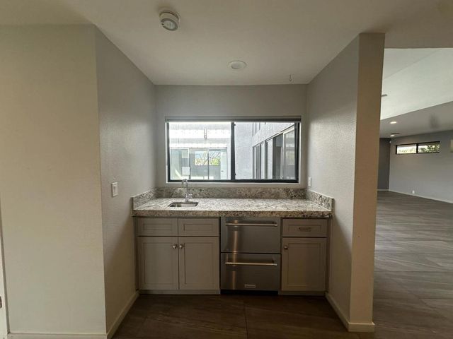 4 Saturn Circle, Rancho Mirage, CA 92270