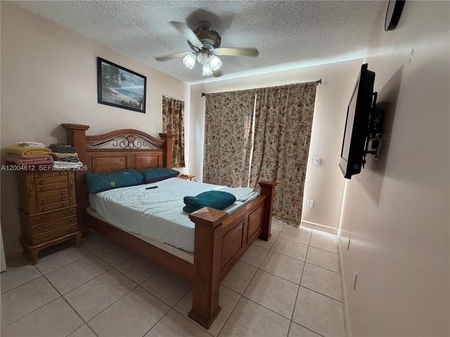 2329 NW 184th Terrace, Pembroke Pines, FL 33029