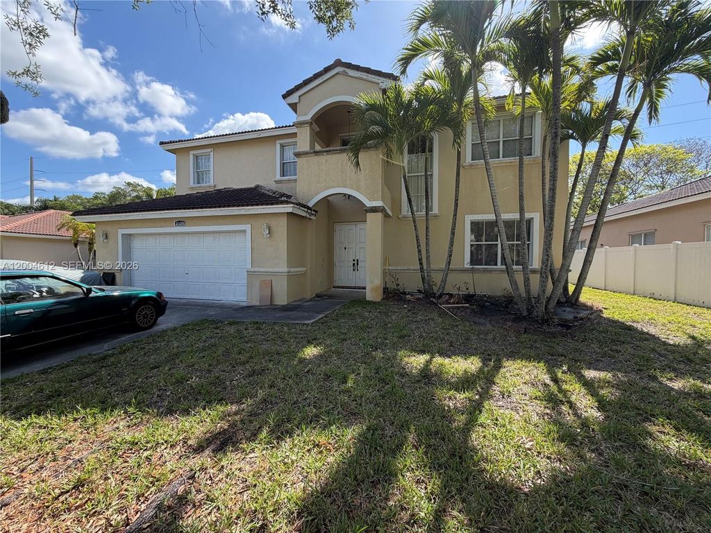 2329 NW 184th Terrace, Pembroke Pines, FL 33029