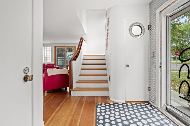 1550 8th Street S, Fargo, ND 58103