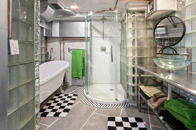 1550 8th Street S, Fargo, ND 58103