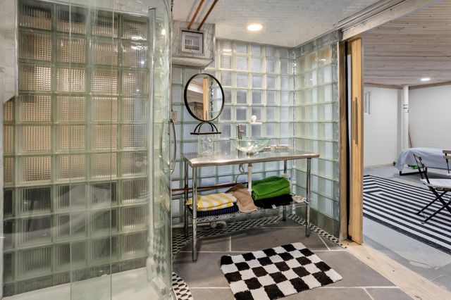 1550 8th Street S, Fargo, ND 58103