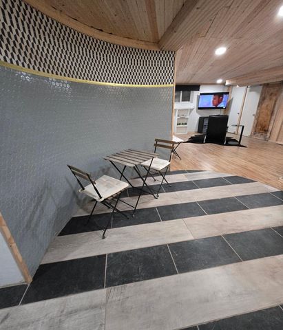 1550 8th Street S, Fargo, ND 58103