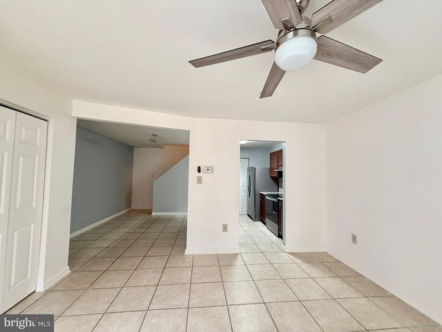 10128 REPRISE DR, Rockville, MD 20850