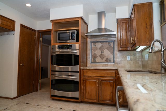 2941 Bent Tree, Schertz, TX 78154