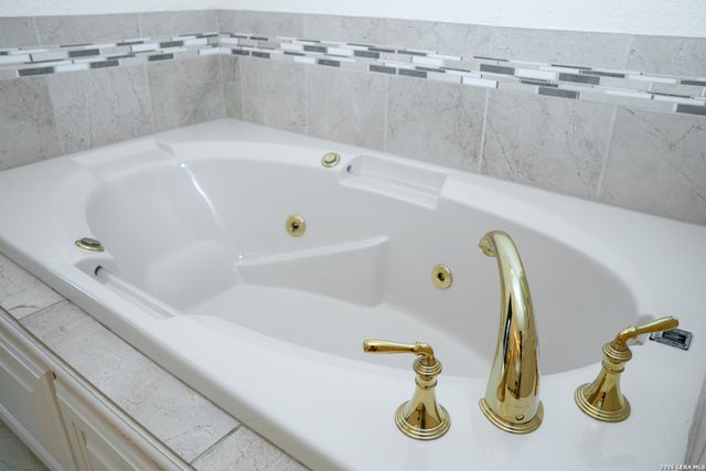 2941 Bent Tree, Schertz, TX 78154