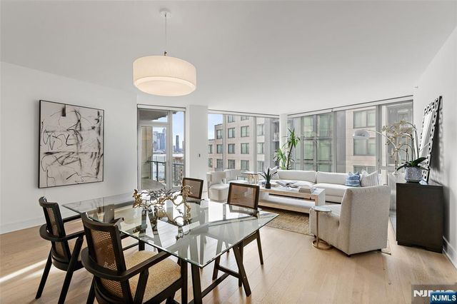 9 Ave At Port Imperial 0911, West New York, NJ 07093