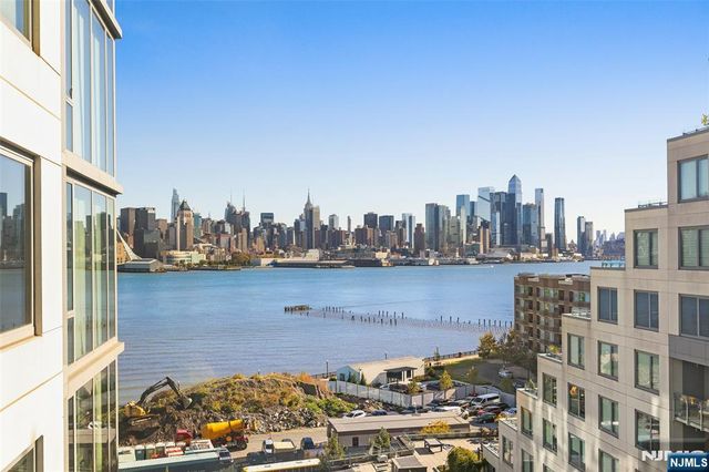9 Ave At Port Imperial 0911, West New York, NJ 07093
