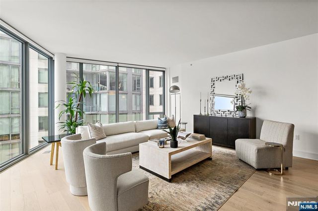 9 Ave At Port Imperial 0911, West New York, NJ 07093