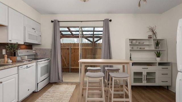 7409 Shadow Hill DR 113, Austin, TX 78731