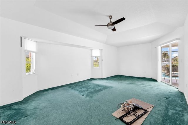 1352 Pine Siskin DR, Punta Gorda, FL 33950