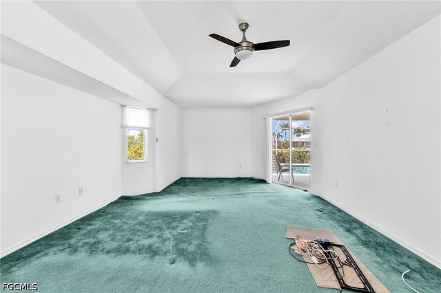 1352 Pine Siskin DR, Punta Gorda, FL 33950