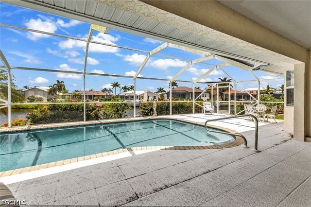 1352 Pine Siskin DR, Punta Gorda, FL 33950