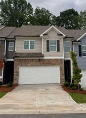 24 Berryville Drive, Dawsonville, GA 30534