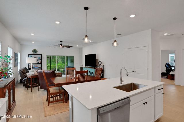 75610 PONDSIDE Lane, Yulee, FL 32097