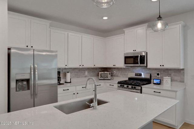 75610 PONDSIDE Lane, Yulee, FL 32097