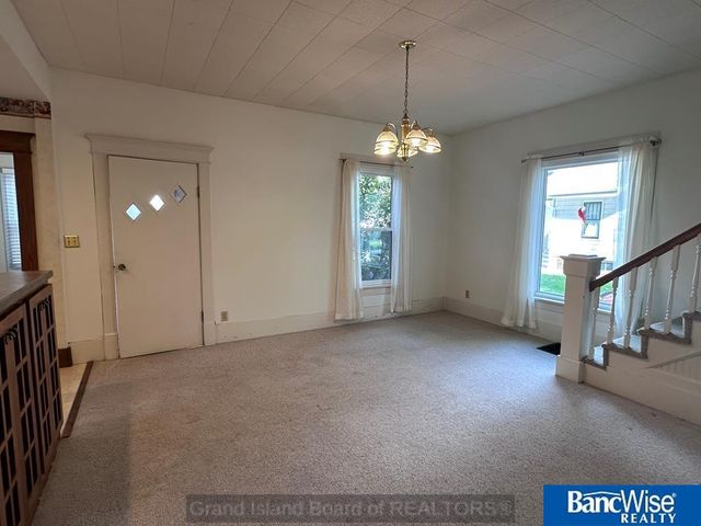 709 N Street, Aurora, NE 68818