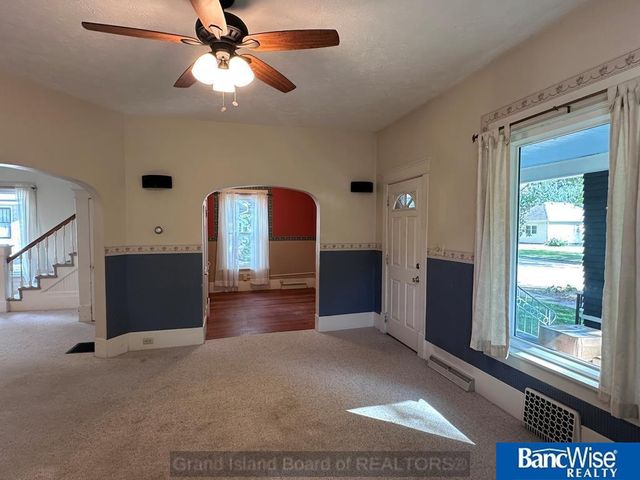 709 N Street, Aurora, NE 68818