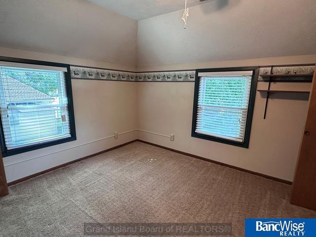 709 N Street, Aurora, NE 68818