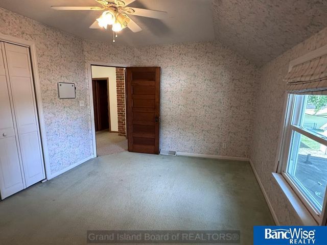 709 N Street, Aurora, NE 68818