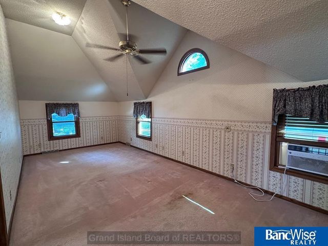 709 N Street, Aurora, NE 68818