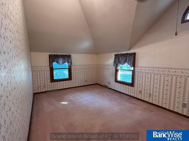 709 N Street, Aurora, NE 68818