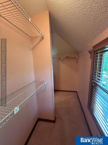 709 N Street, Aurora, NE 68818