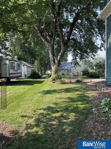 709 N Street, Aurora, NE 68818