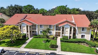 7707 Jewel LN 104, Naples, FL 34109