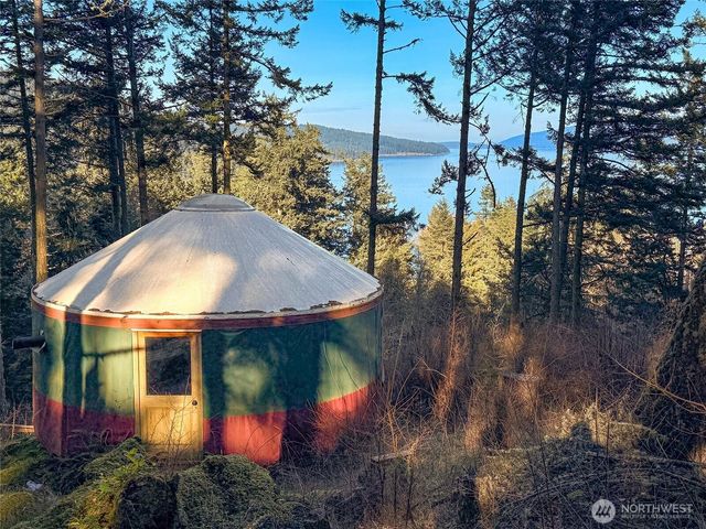 1407 Obstruction Pass Road, Orcas Island, WA 98245