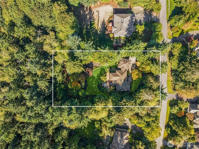13223 NE Cambridge Crest Way, Bainbridge Island, WA 98110