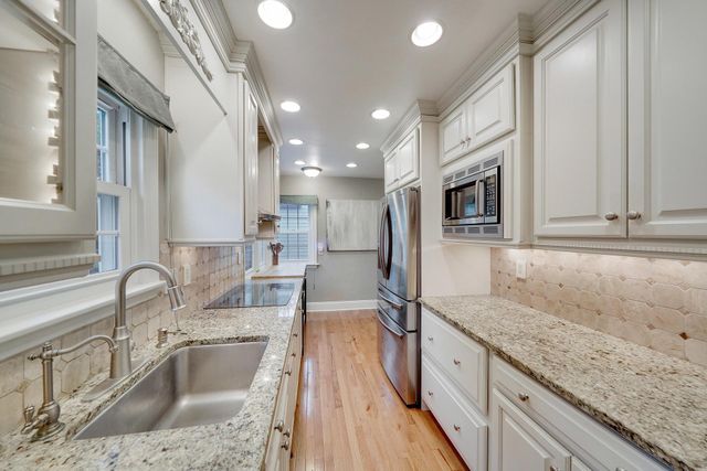 3982 Brunswick Avenue S, Saint Louis Park, MN 55416