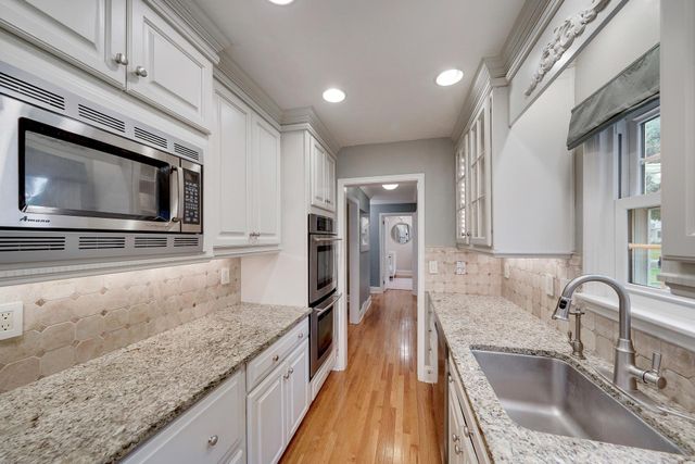 3982 Brunswick Avenue S, Saint Louis Park, MN 55416