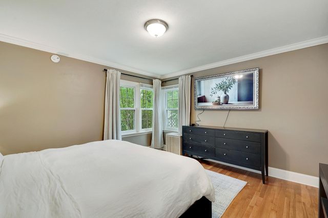 3982 Brunswick Avenue S, Saint Louis Park, MN 55416