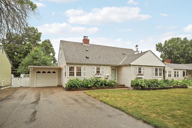 3982 Brunswick Avenue S, Saint Louis Park, MN 55416