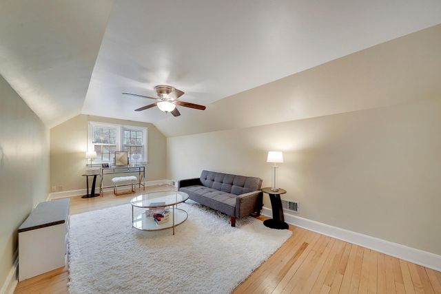 3982 Brunswick Avenue S, Saint Louis Park, MN 55416