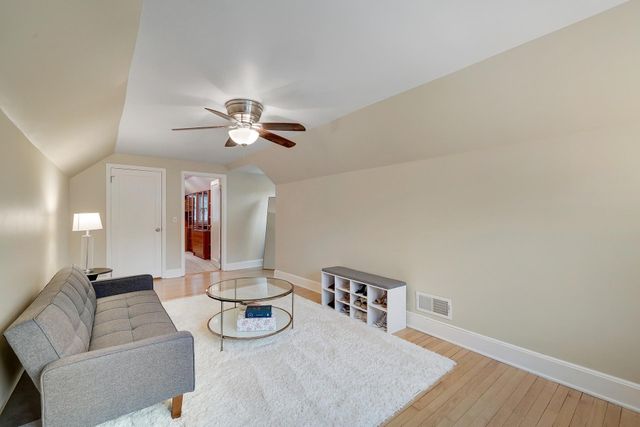 3982 Brunswick Avenue S, Saint Louis Park, MN 55416