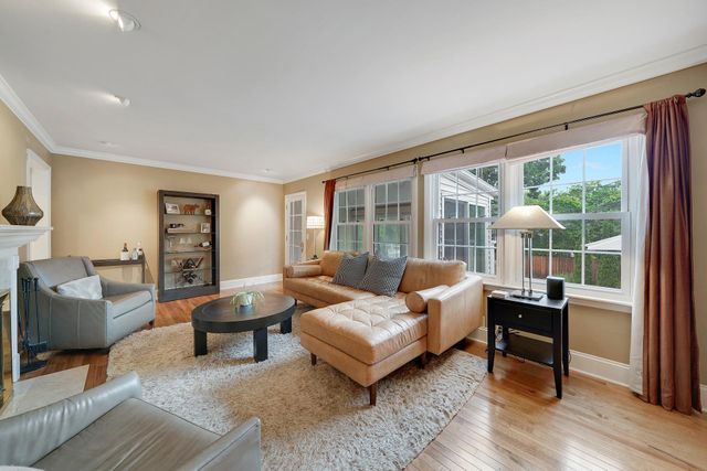3982 Brunswick Avenue S, Saint Louis Park, MN 55416
