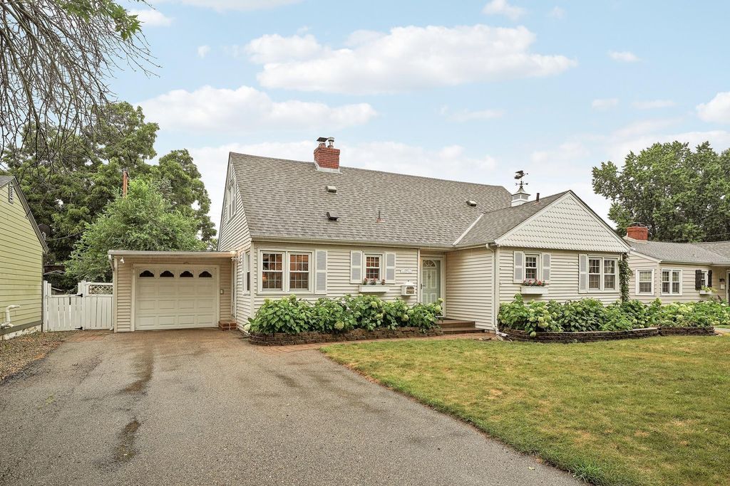 3982 Brunswick Avenue S, Saint Louis Park, MN 55416 — photo 2